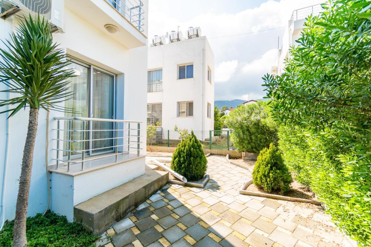 Beautiful & Quiet Two-Bedroom Apartment With Private Garden Lukomorye C1 Kyrenia  Extérieur photo