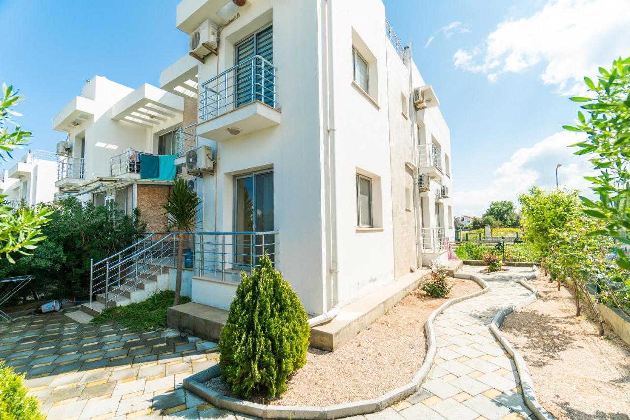 Beautiful & Quiet Two-Bedroom Apartment With Private Garden Lukomorye C1 Kyrenia  Extérieur photo